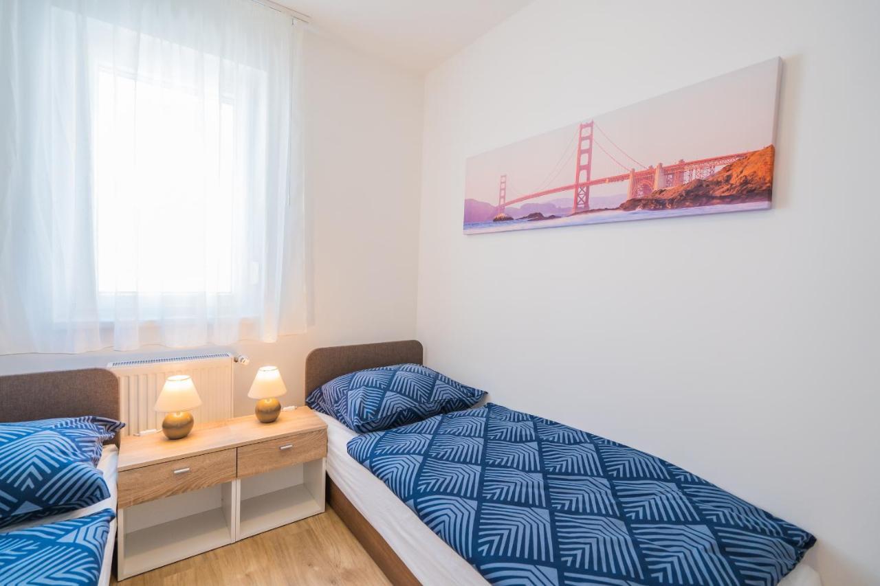 Gemini Apartments Siofok I., Iii. Luaran gambar