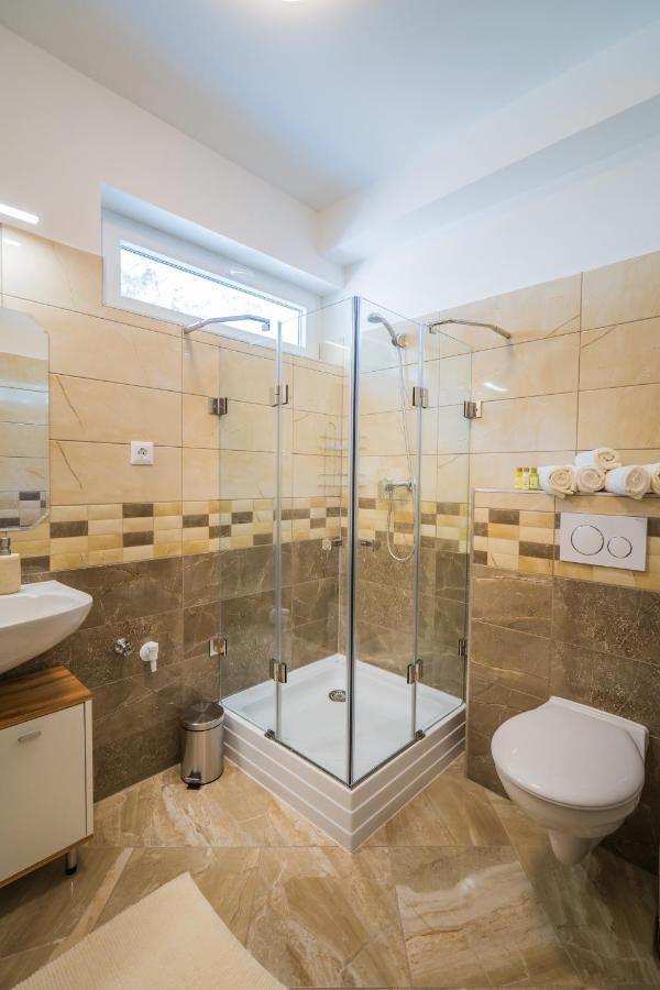 Gemini Apartments Siofok I., Iii. Luaran gambar