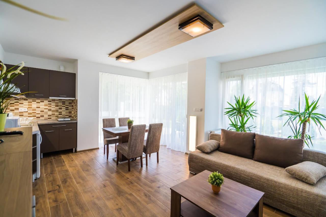 Gemini Apartments Siofok I., Iii. Luaran gambar