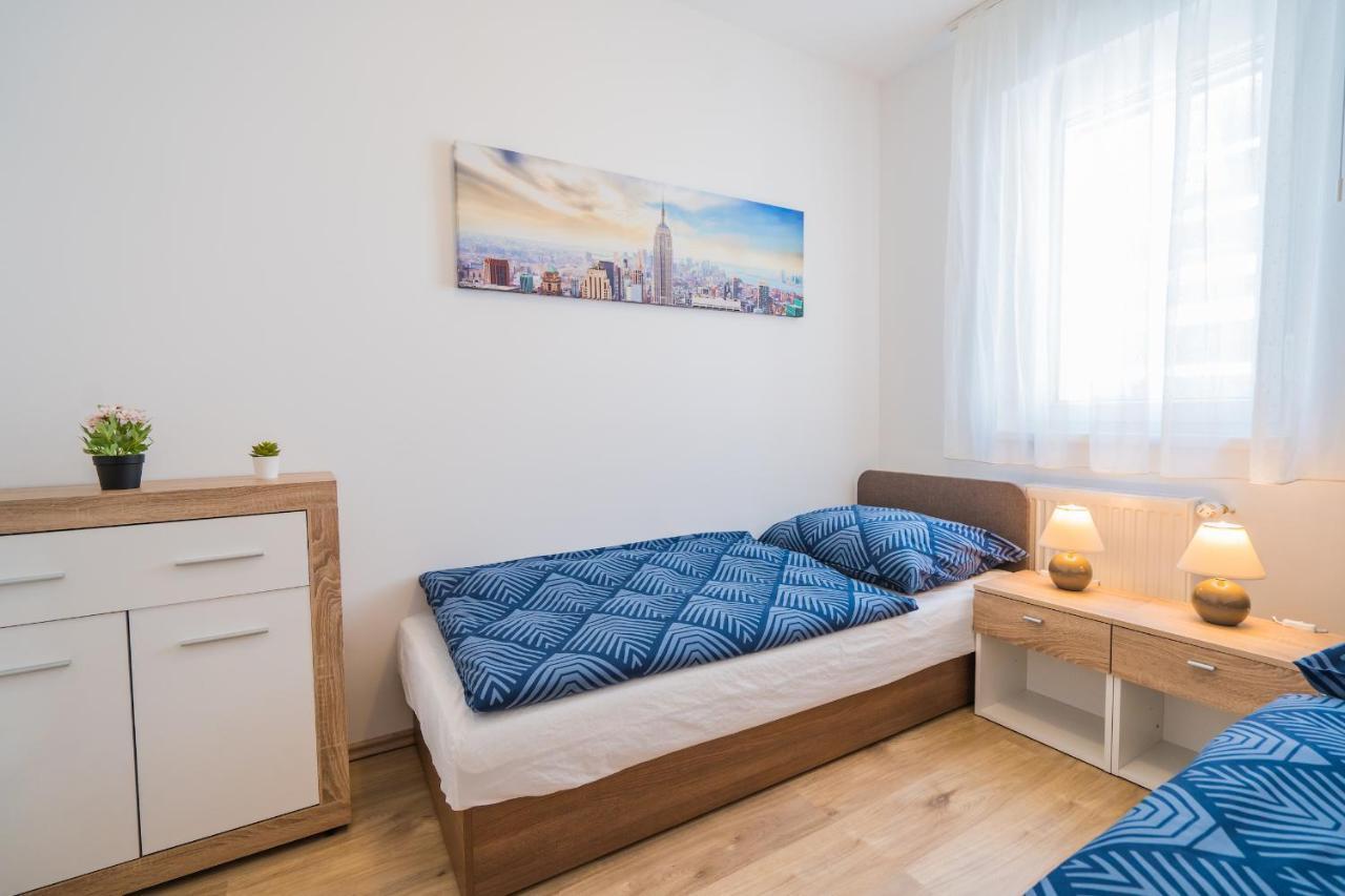 Gemini Apartments Siofok I., Iii. Luaran gambar