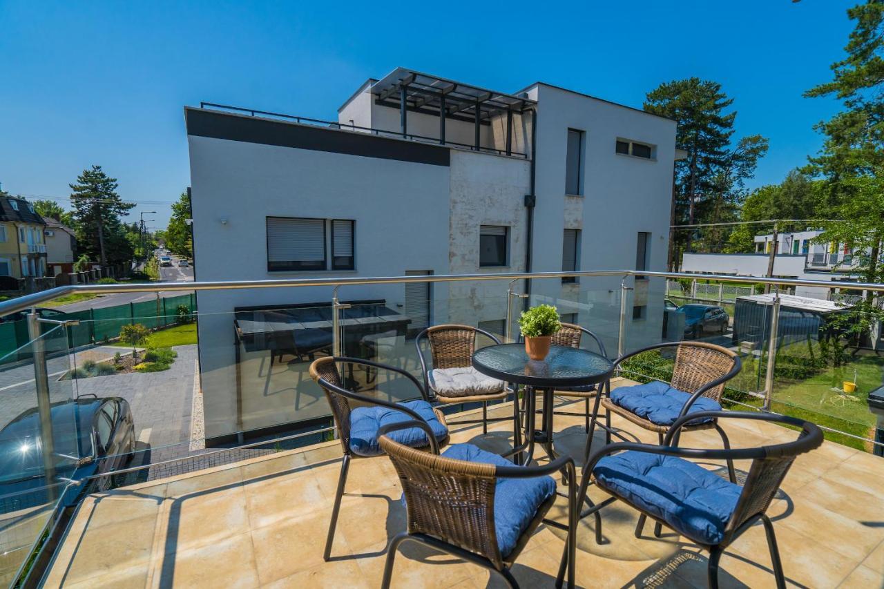 Gemini Apartments Siofok I., Iii. Luaran gambar