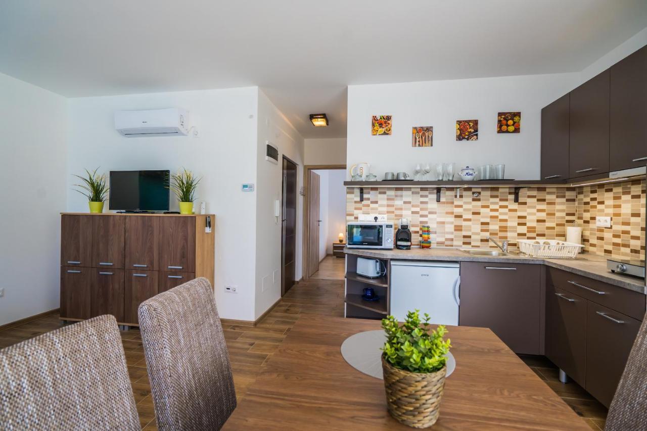 Gemini Apartments Siofok I., Iii. Luaran gambar