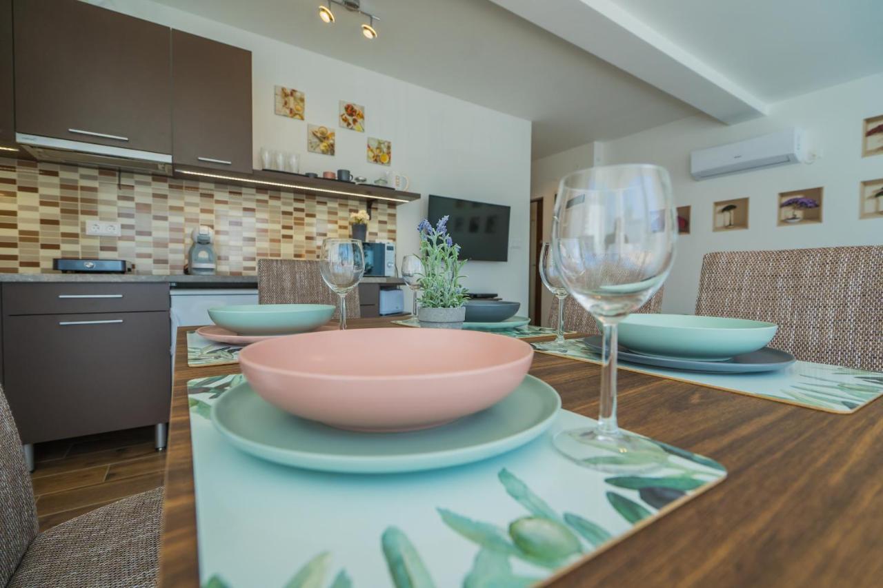 Gemini Apartments Siofok I., Iii. Luaran gambar