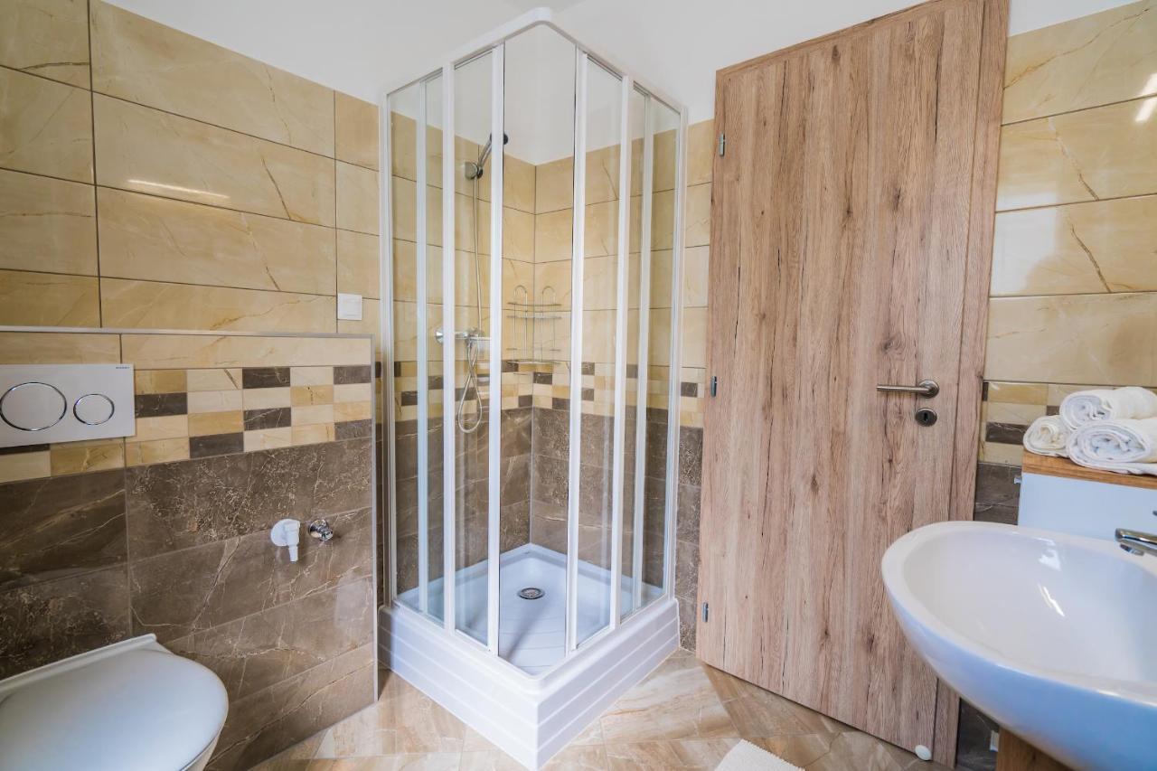 Gemini Apartments Siofok I., Iii. Luaran gambar